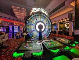 Analisis pertandingan tenis untuk pengguna dewasa